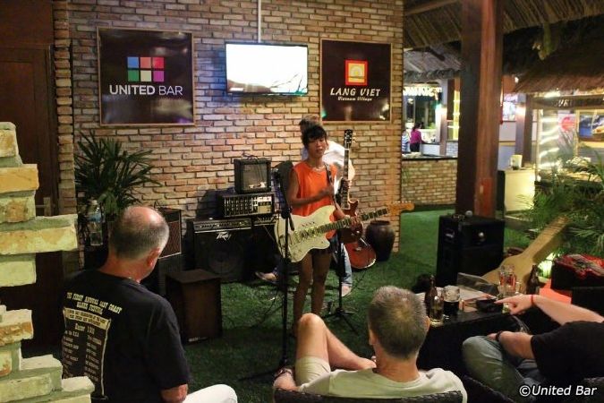United Bar