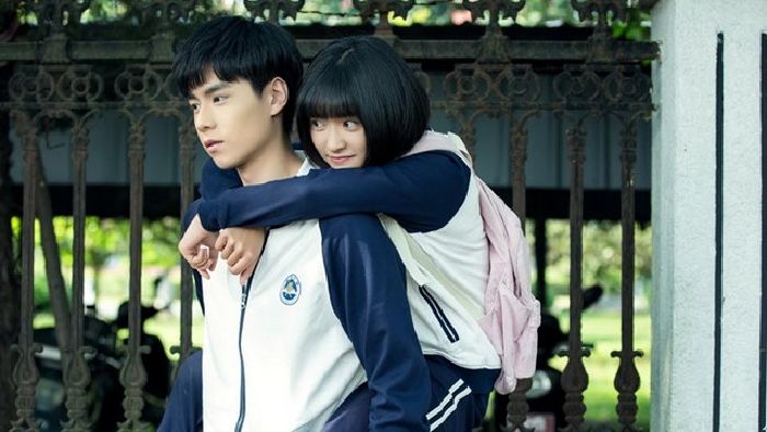 Gửi thời thanh xuân ngây thơ tươi đẹp (2017)