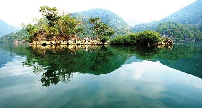 Hồ Ba Bể