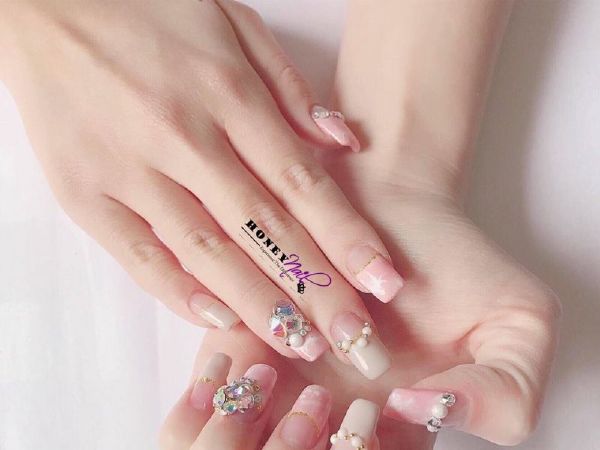 Honey Nail