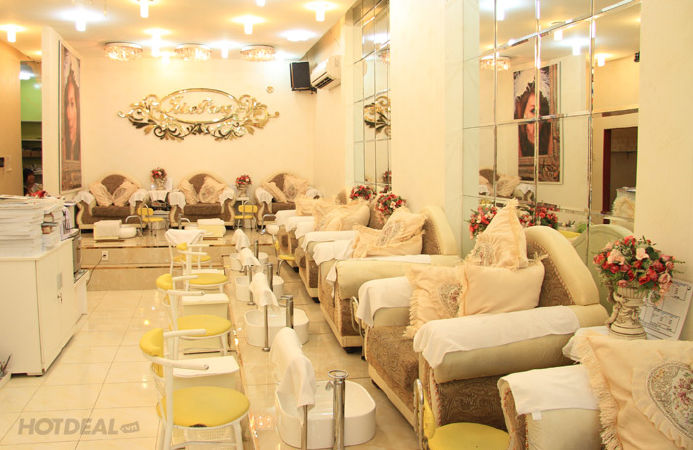 Jolie Pang Nail Salon