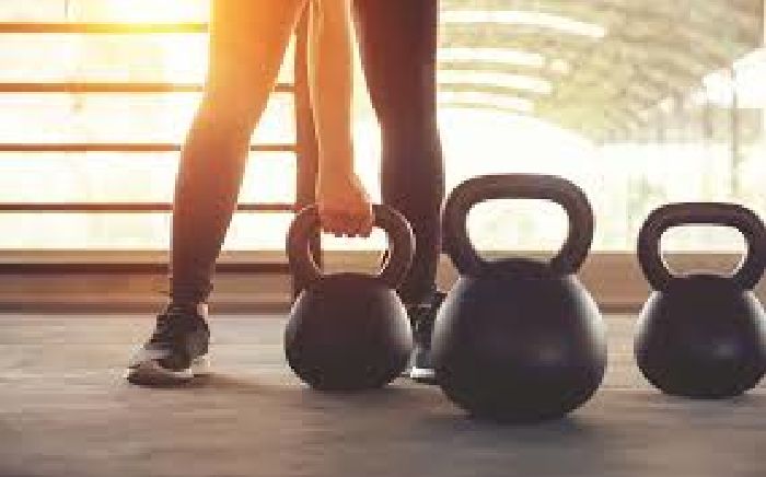 Strength Training (Rèn luyện sức mạnh)