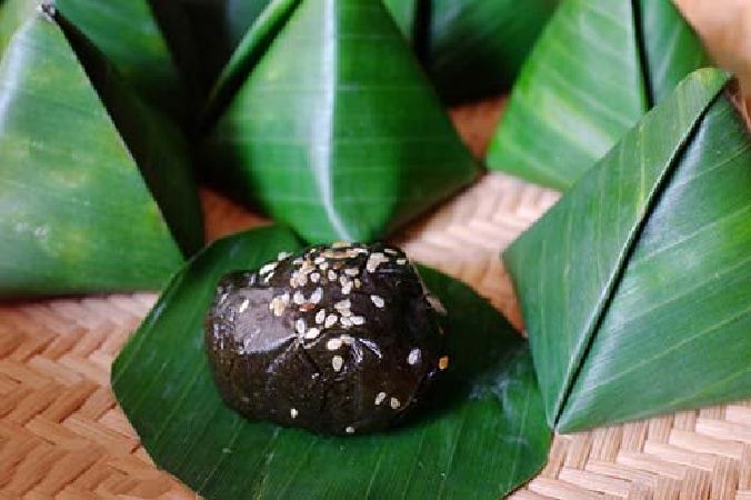 Bánh ít lá gai Bình Định