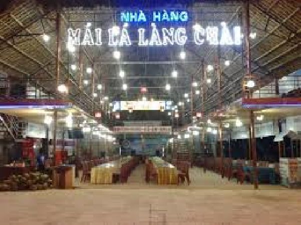 Nhà hàng Mái Lá Làng Chài
