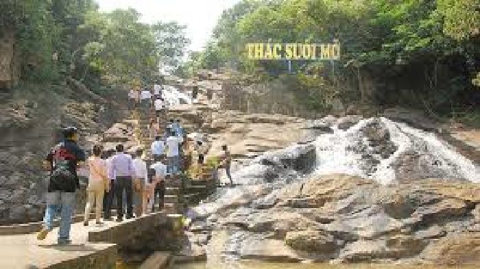 Khu du lịch sinh thái Suối Mỡ