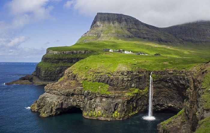 Làng Gásadalur, Tây Vagar