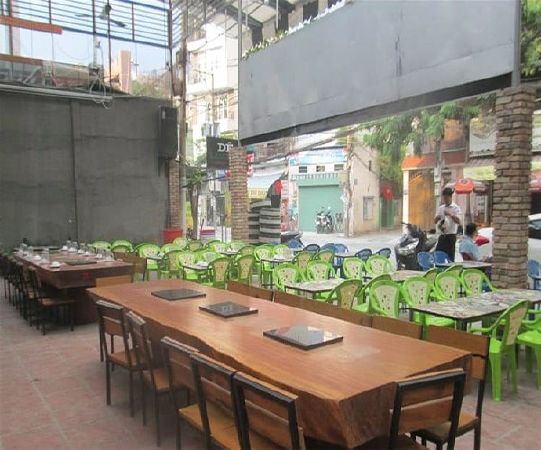 Lẩu dê Lam Sơn