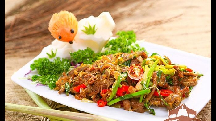 Quán dê núi Ba Cửa