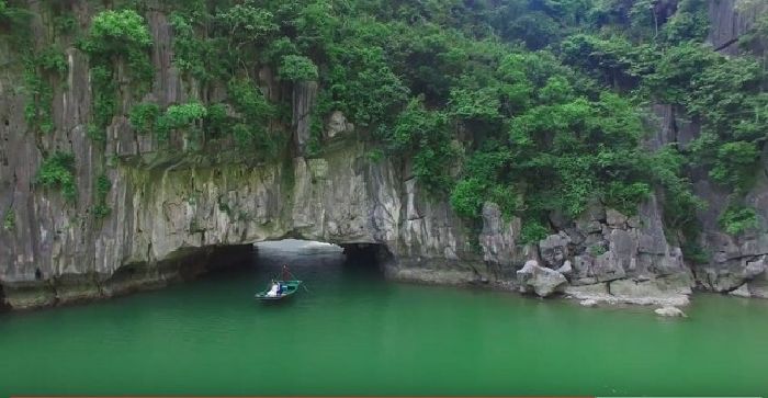 Hang Luồn