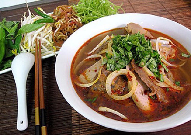 Món bún bò Đức Thọ