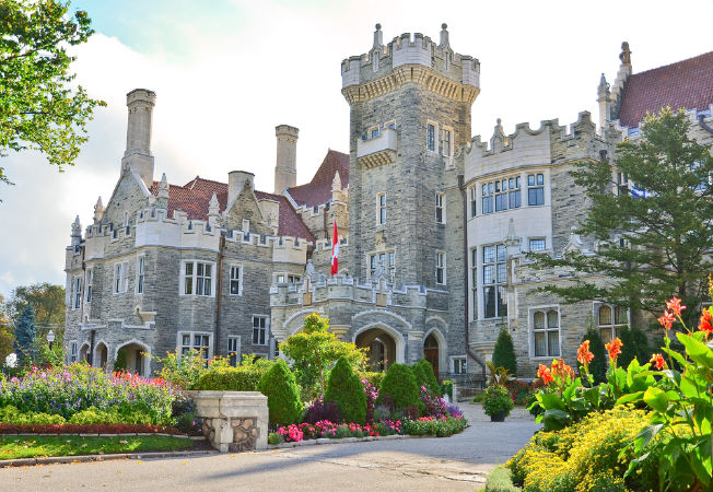 Lâu đài Casa Loma