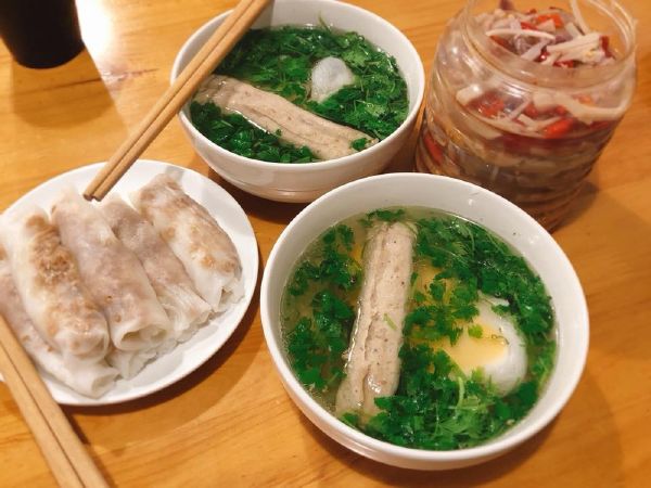 Bánh cuốn canh