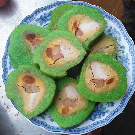 Bánh Tét Trà Cuôn