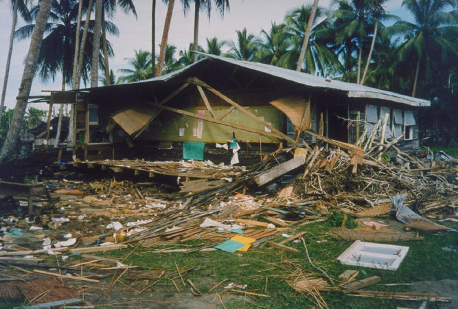 Papua New Guinea năm 1998