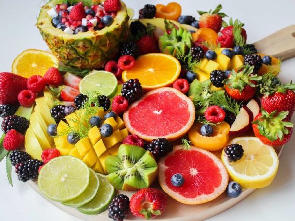 Không thể ăn hải sản cùng trái cây