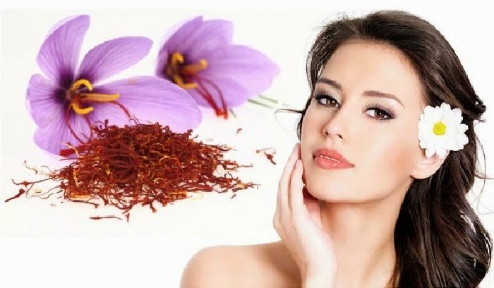 Tẩy tế bào chết với nhụy hoa nghệ tây