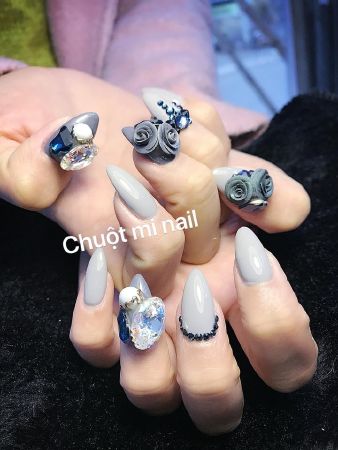 Chuột Mi Nail