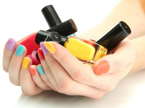 Mỗi móng một màu