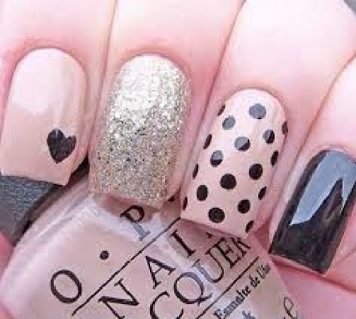 Nail họa tiết dễ thương