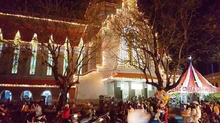 Nhà thờ dòng Chúa cứu thế