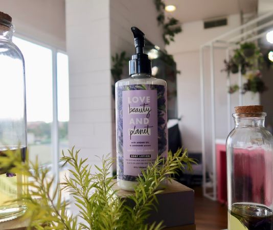 Love Beauty And Planet Soothe & Serene Body Lotion