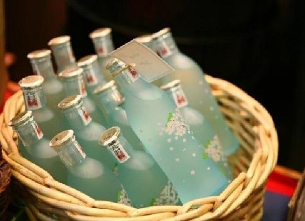 Rượu Hoa anh đào
