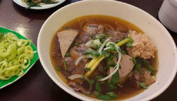 Bún bò Huế Nam An