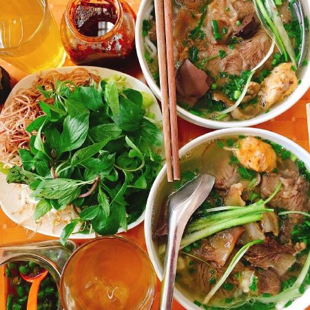 Thu Thùy
