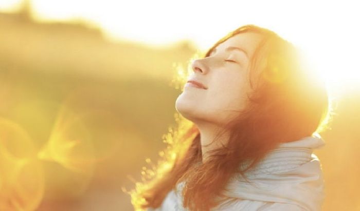 Tiếp xúc với ánh nắng nhiều hơn