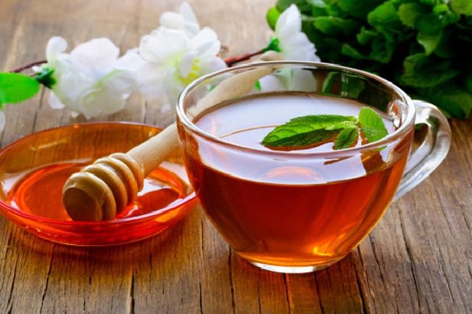 Uống nước mật ong , nước gừng, nước chanh