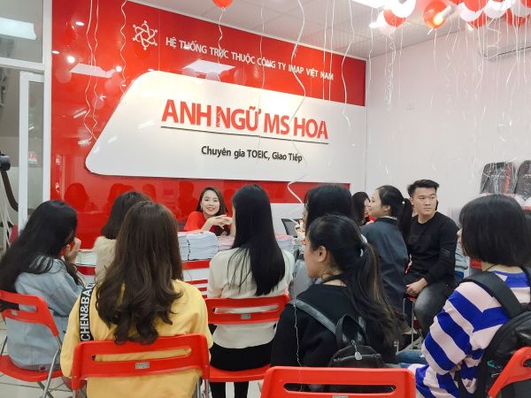 Ms Hoa Giao tiếp