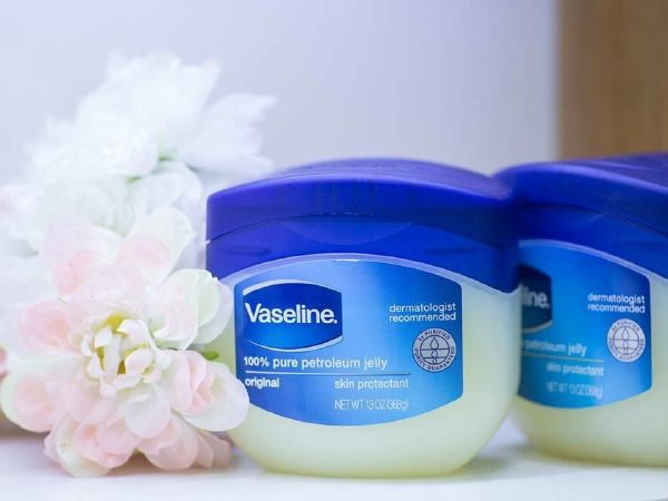Sáp dưỡng ẩm Vasaline