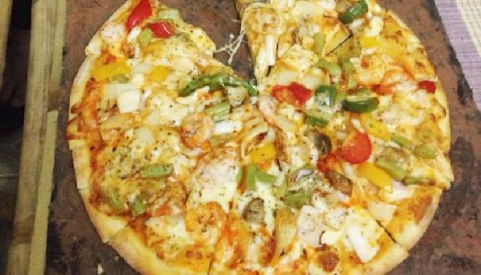 Pizza Ngọc