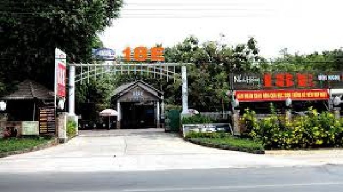 Nhà hàng 18E