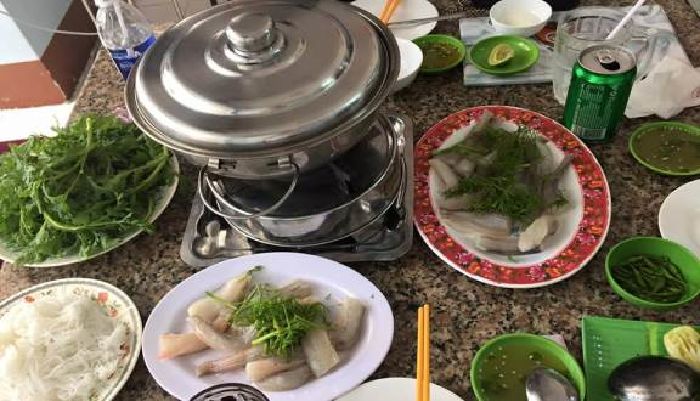 Quán Bảy Giai