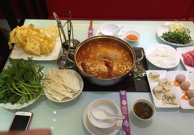Bone & Pot – Lẩu Hồng Kông
