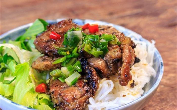 Quán bún thịt nướng Nguyễn Trường Tộ