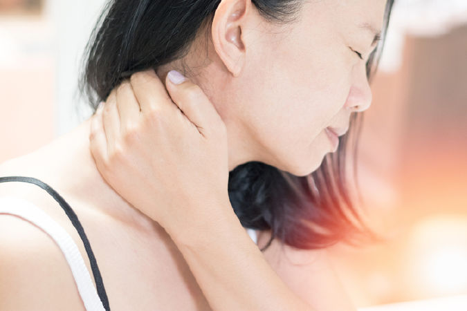 Đau đầu do đau dây thần kinh sọ, thân dây thần kinh và do mất dẫn truyền ly tâm