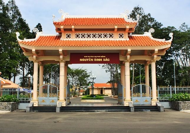 Khu di tích Lăng cụ Phó bảng Nguyễn Sinh Sắc