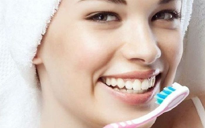 Vệ sinh răng miệng kém