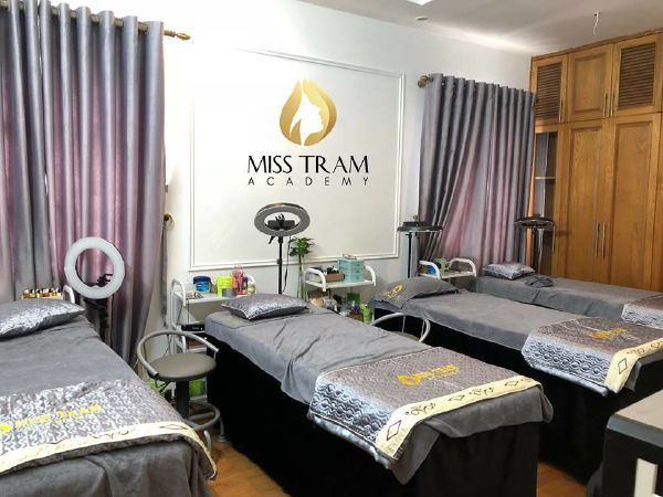 Miss Tram Natural Beauty Center
