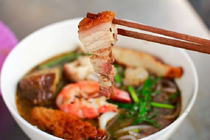 Bún nước lèo