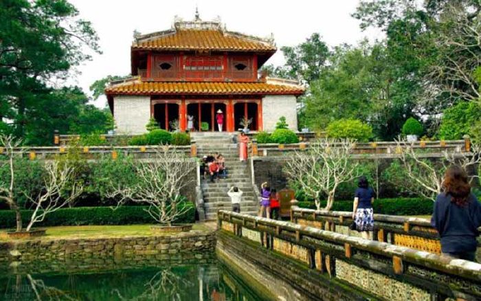 Lăng vua Minh Mạng
