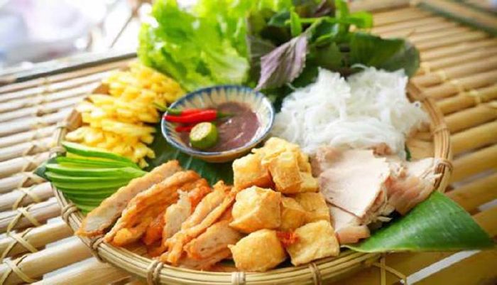 Ven Hồ Quán