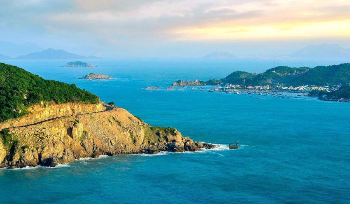 Bãi biển Vĩnh Hy - Phan Rang