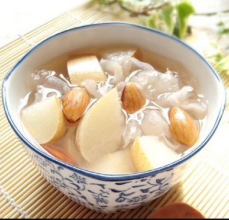Lê, hạnh nhân nấu đường phèn