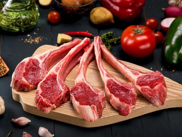Sầu riêng không thể ăn với thức phẩm tính nóng