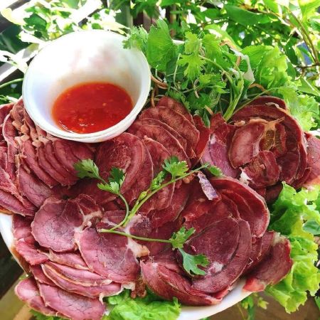 Tránh ăn thịt bò hun khói, thịt bò nướng, thịt bò muối