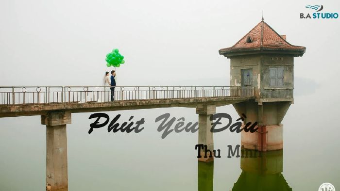 Phút yêu đầu