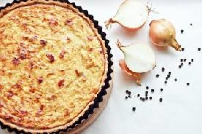 Bánh tart hành tây